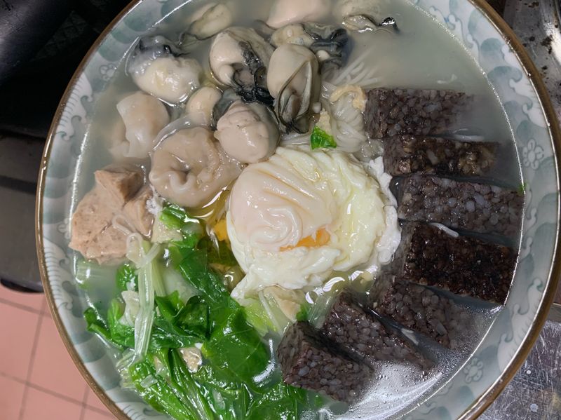 蚵仔麵線