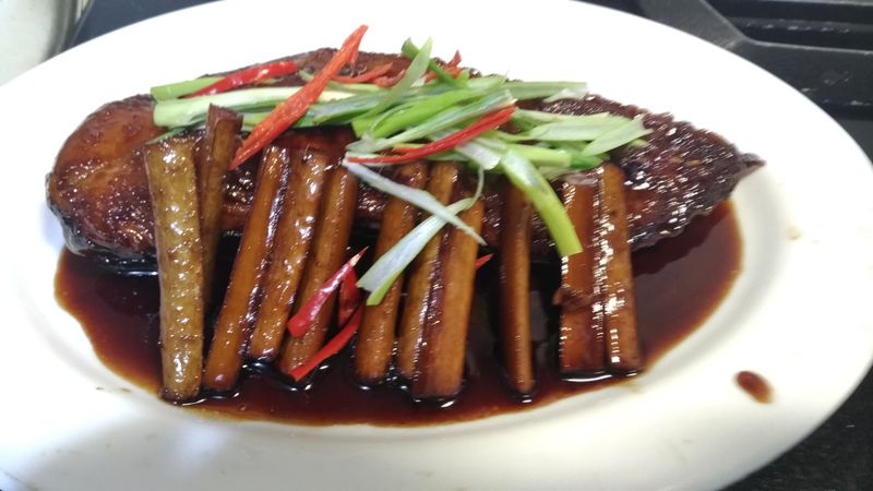 一魚兩吃 濃郁日式牛蒡魚