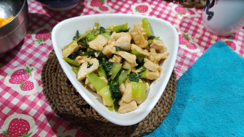 青江菜炒雞胸
