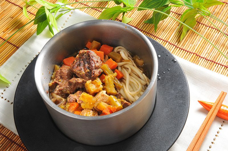 菜梗牛肉麵