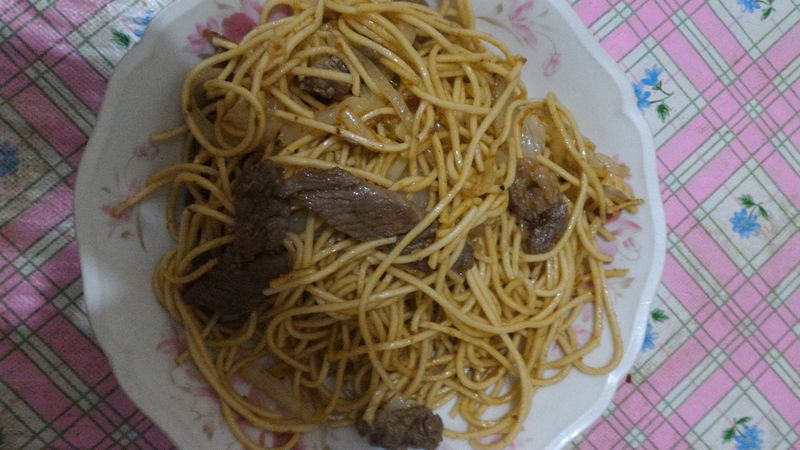 沙茶牛肉炒麵