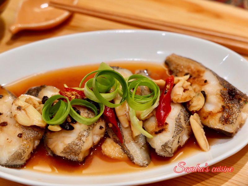 蒜香蒸魚