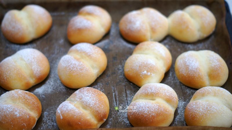 美味蜜桃小白餐包