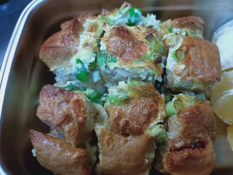 格子蔥蛋饅頭