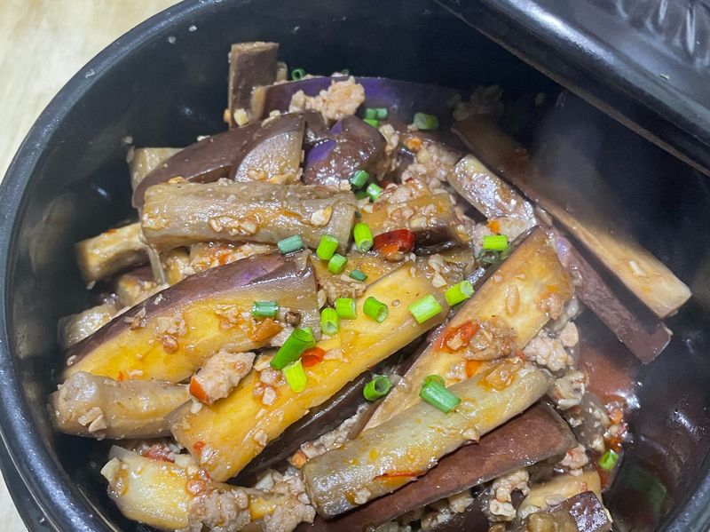 熱鍋港式魚香茄子煲(少油版)