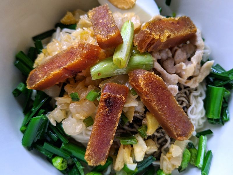 酸菜肉末拌麵