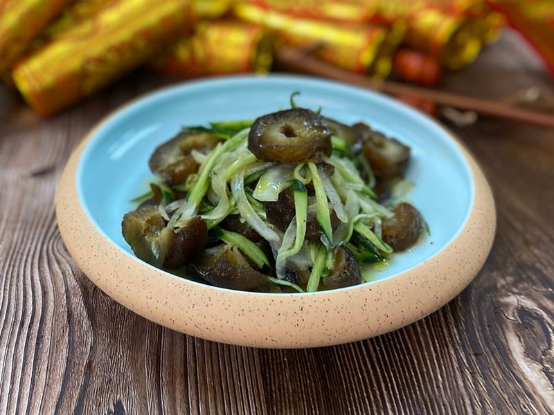 涼拌黑玉烏蔘