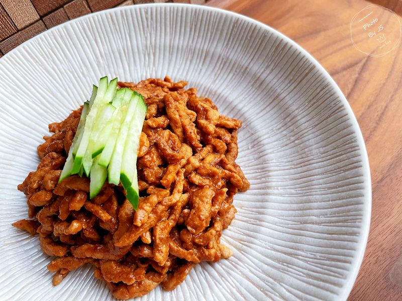 京醬肉絲