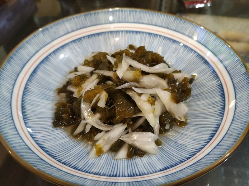 醋拌雨來菇