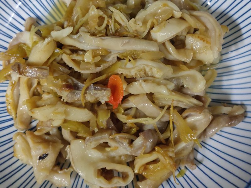 酸菜炒豬肚