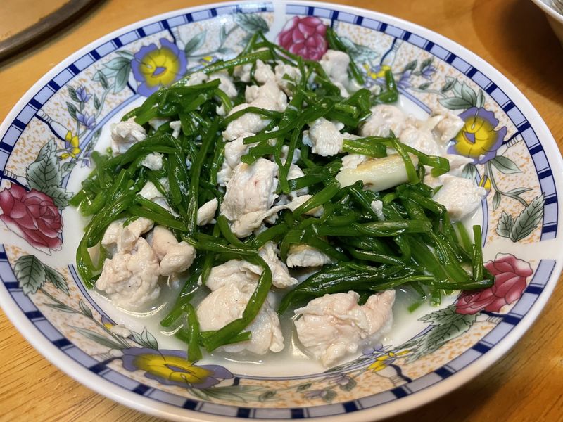 雞丁炒水蓮
