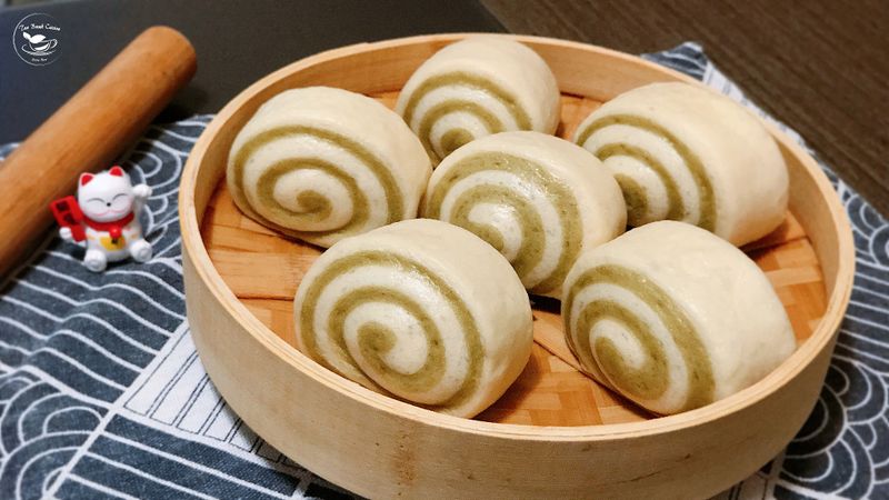 【影片】雙色鮮奶饅頭