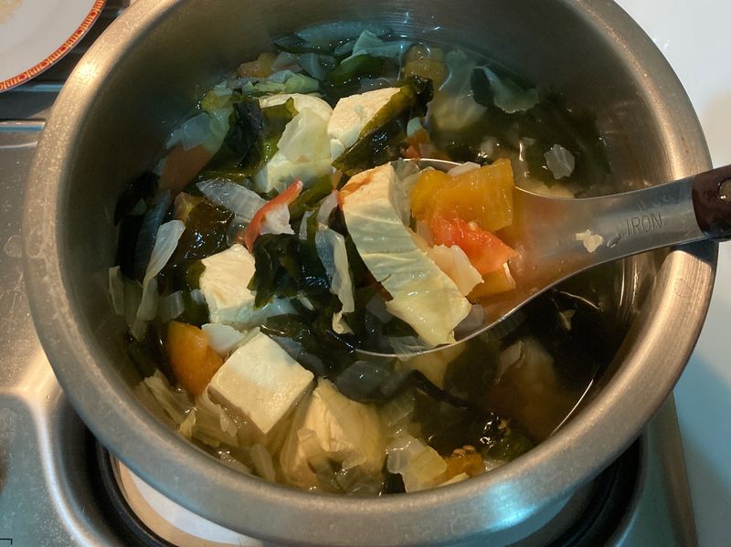柴魚蔬菜湯