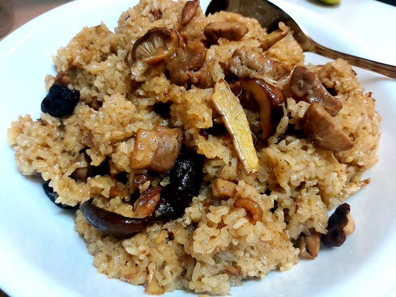 鴨肉油飯