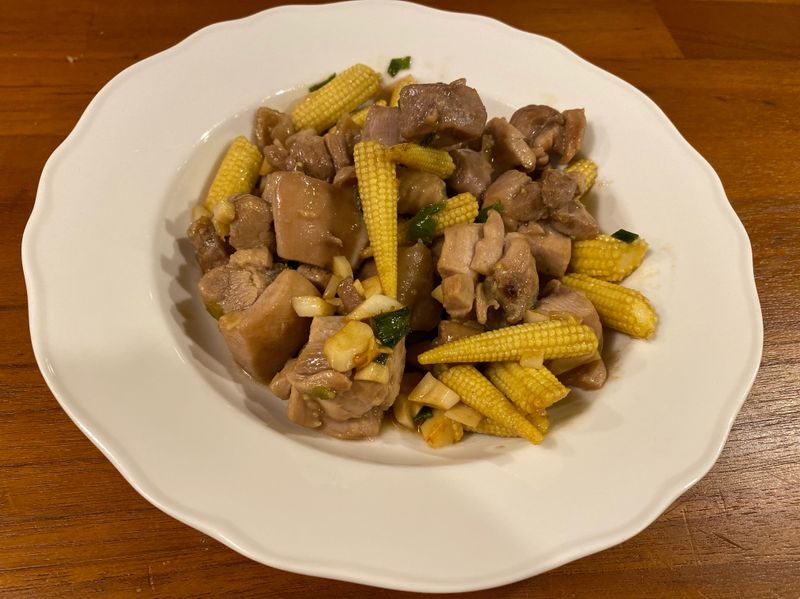 蒜子燒雞丁