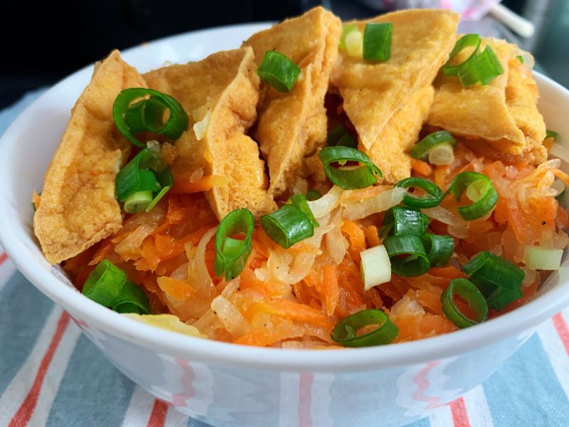 雙色蘿蔔燴油豆腐