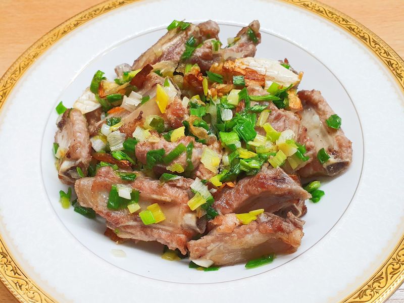 鹽焗排骨