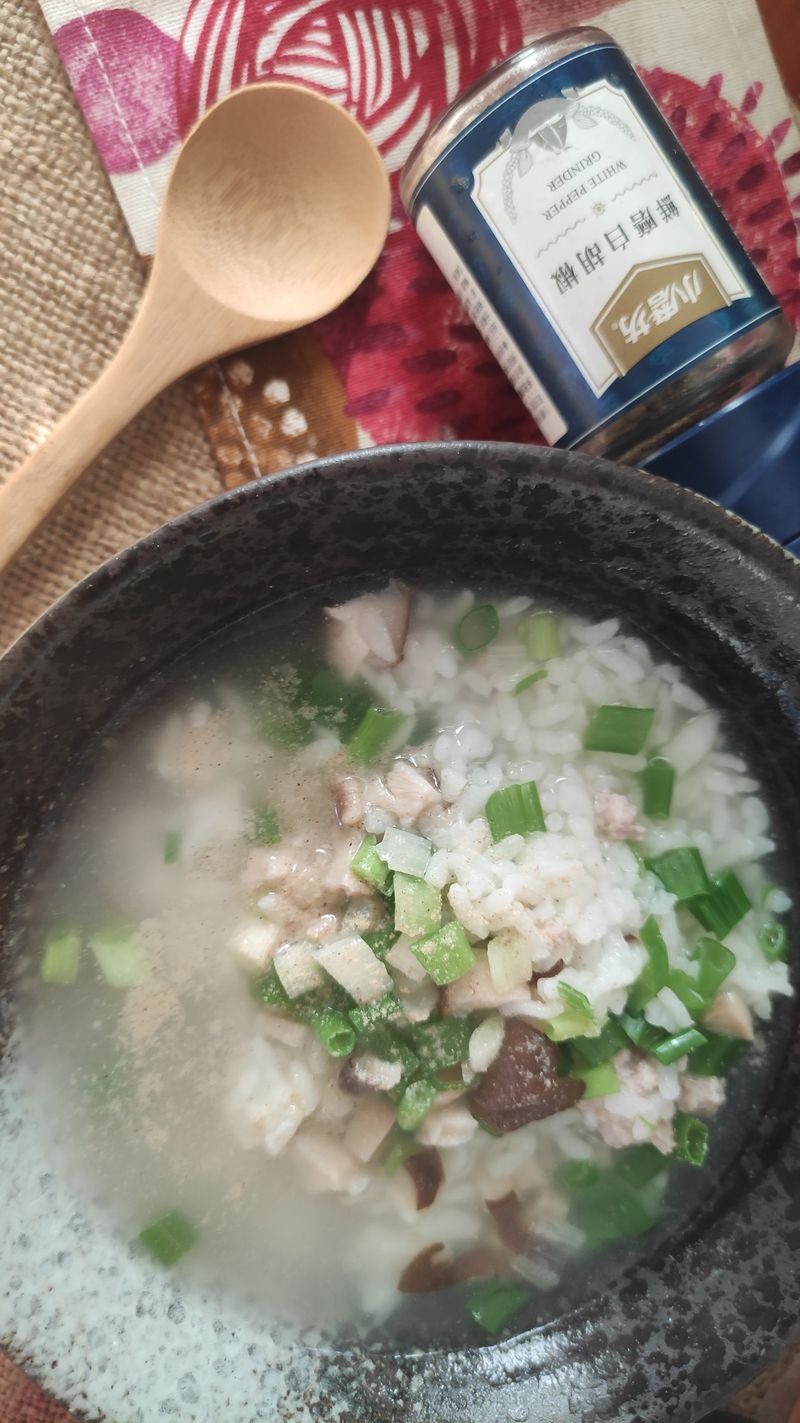 十分鐘早餐─香菇肉末粥