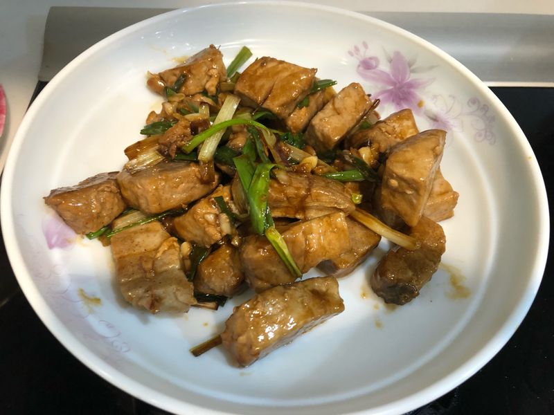 蔥燒鮪魚