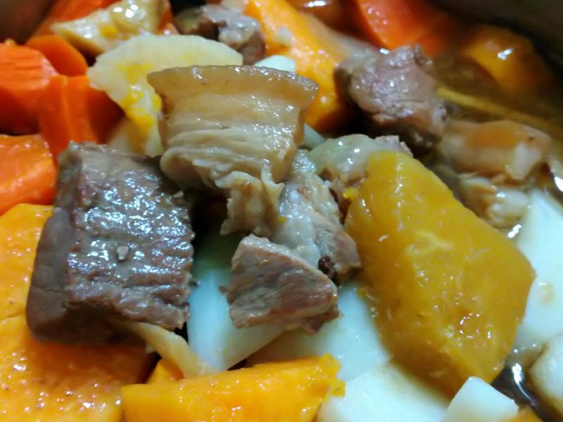 鳳梨滷肉