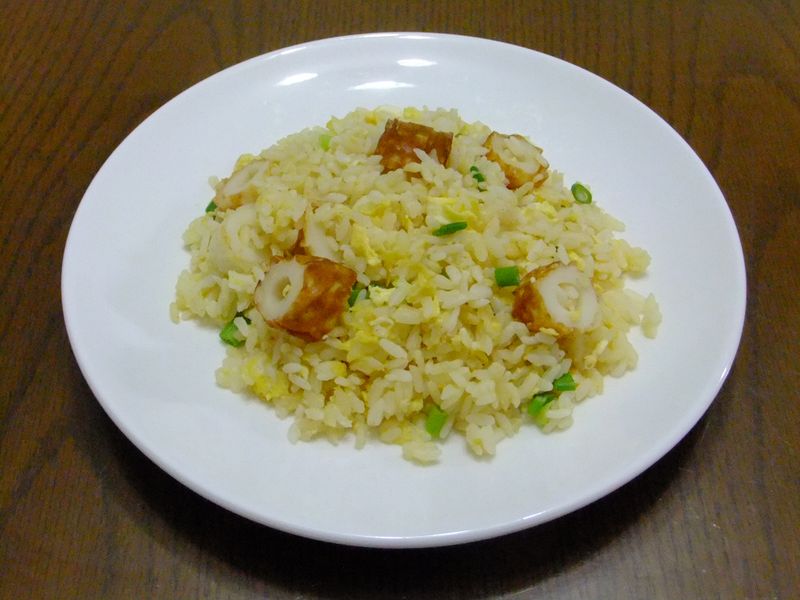 <Woman>竹輪炒飯