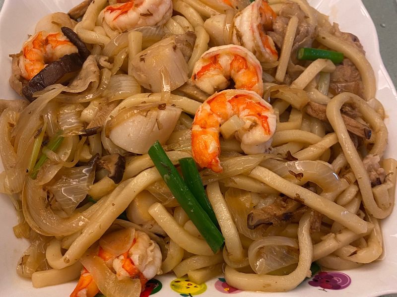炒烏龍麵