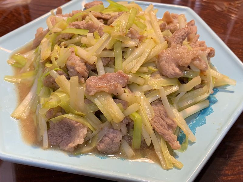 韭黃炒肉絲