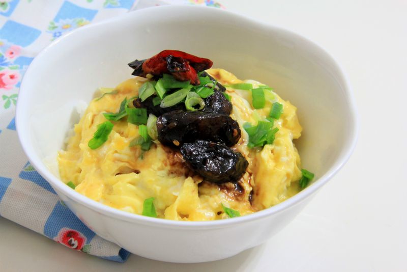 滑蛋肝腸蓋飯