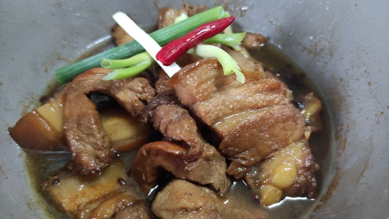 一鍋到底-蔥燒三層肉