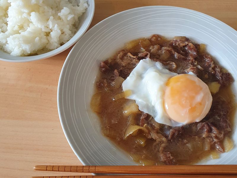 易整到爆牛丼