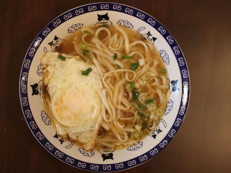 幾分鐘就能做的陽春麵,好吃到不剩一滴湯