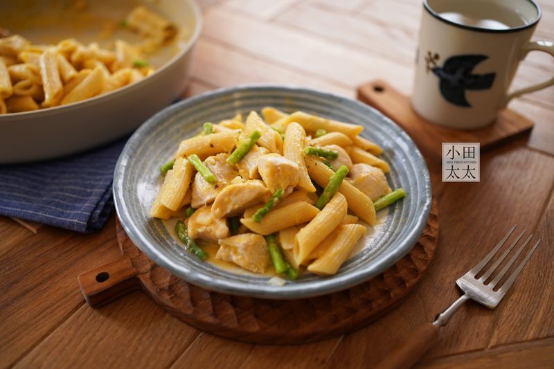 一上桌收服全家人的胃!南瓜雞肉義大利麵