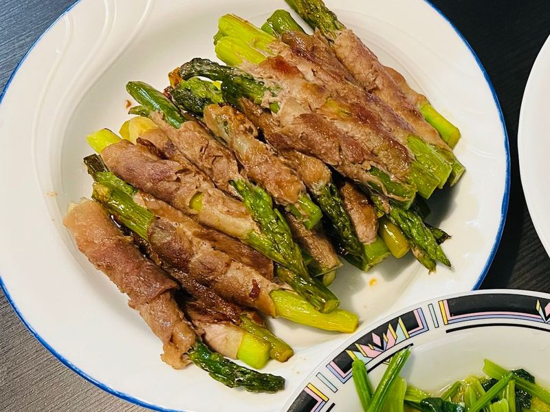 露筍豚肉卷
