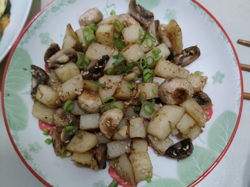 菇菇薯薯