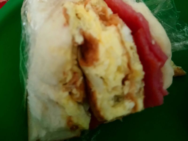 火腿蛋吐司