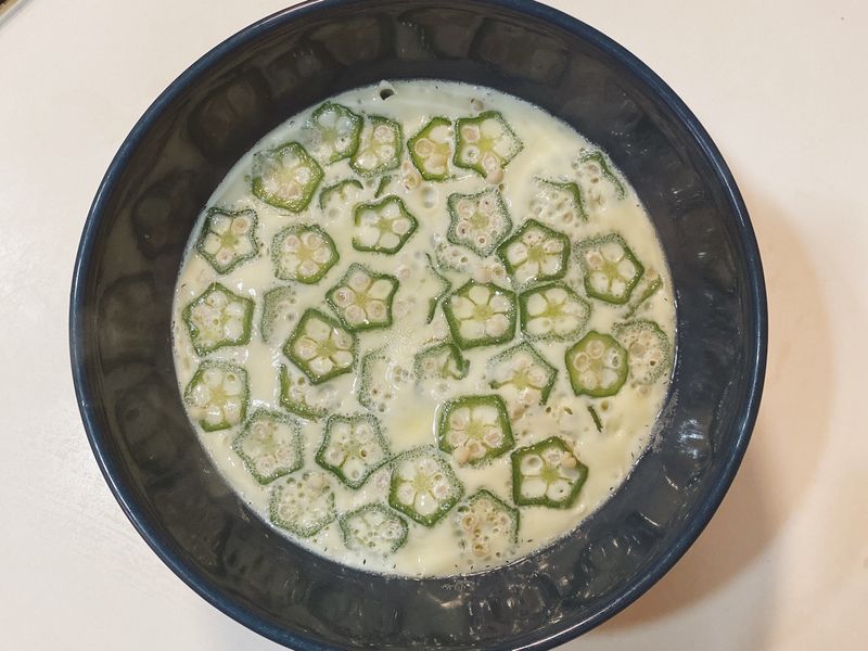 秋葵蒸蛋