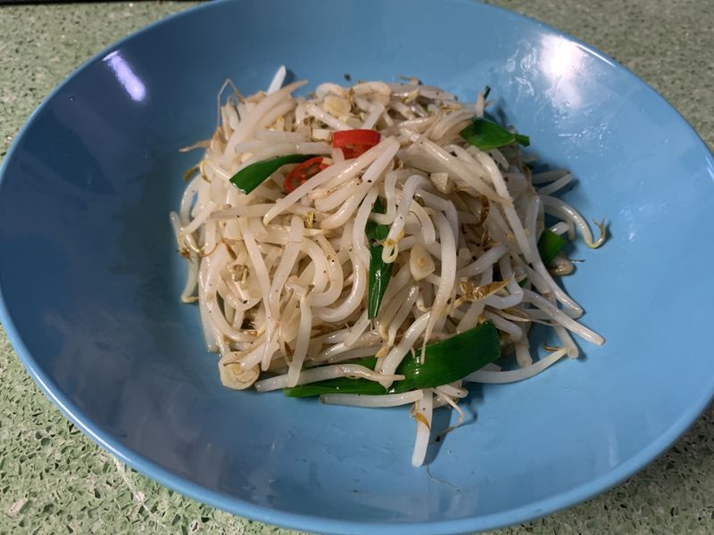 蒜炒豆芽