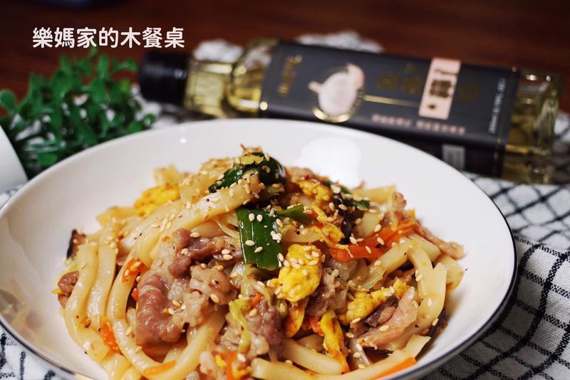豬肉蛋炒烏龍