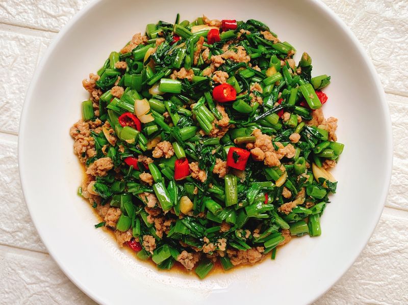 空心菜炒肉末