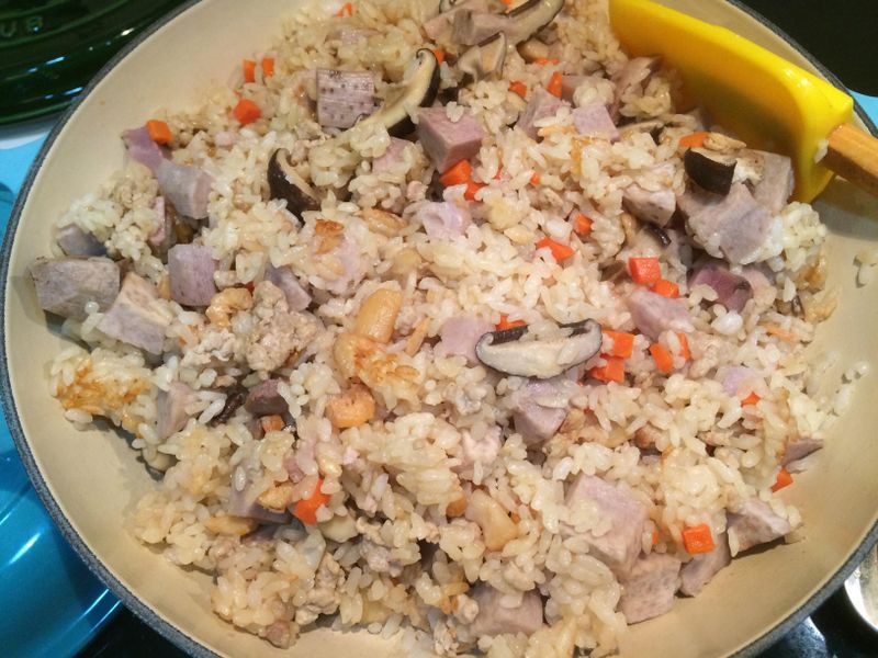 香菇芋頭炊飯(鐵鑄鍋)