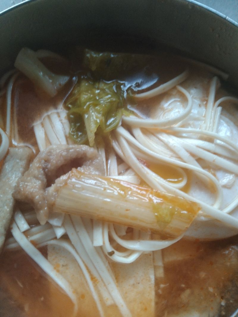 茄汁肉絲湯麵