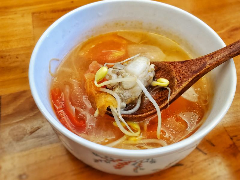 番茄豆芽湯