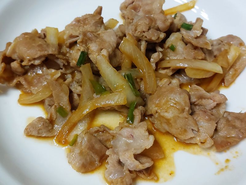 洋蔥炒肉