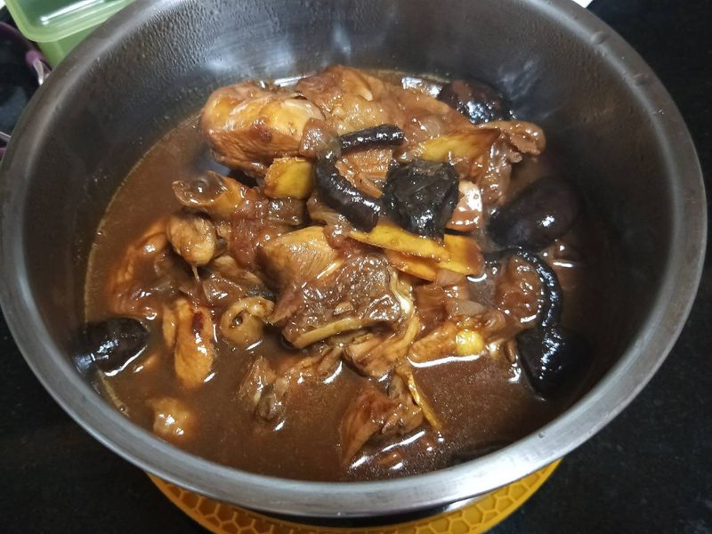 黃悶雞
