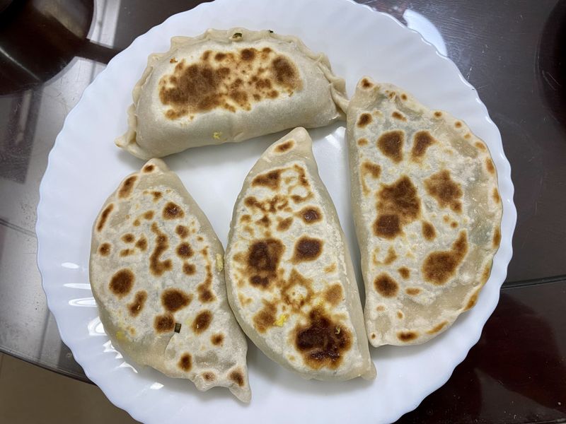 乾烙韭菜盒子