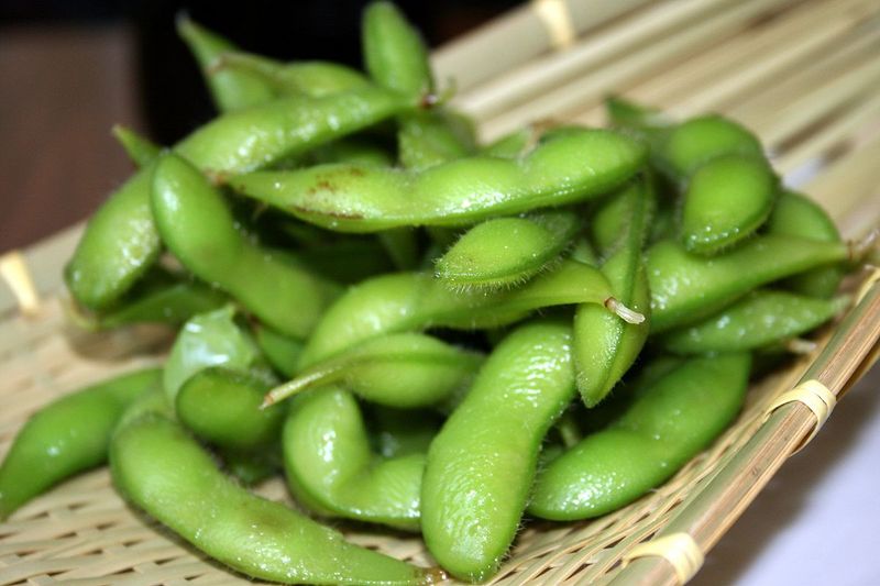 煮毛豆