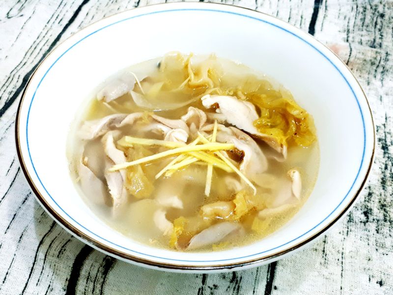 酸菜肚片湯