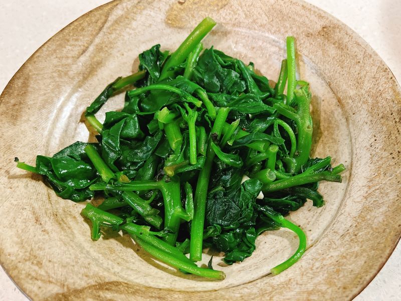 蒜炒甜菠菜