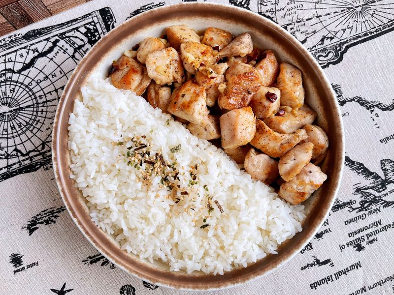 奶油蒜香雞丁