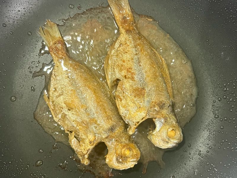 乾煎肉魚